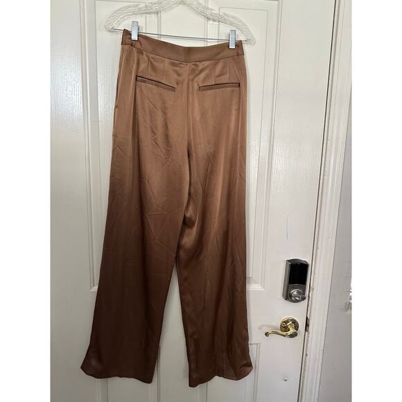 ARITZIA Babaton Women's Tan Pleated Front Satin Pants Size 6 - Picture 6 of 8